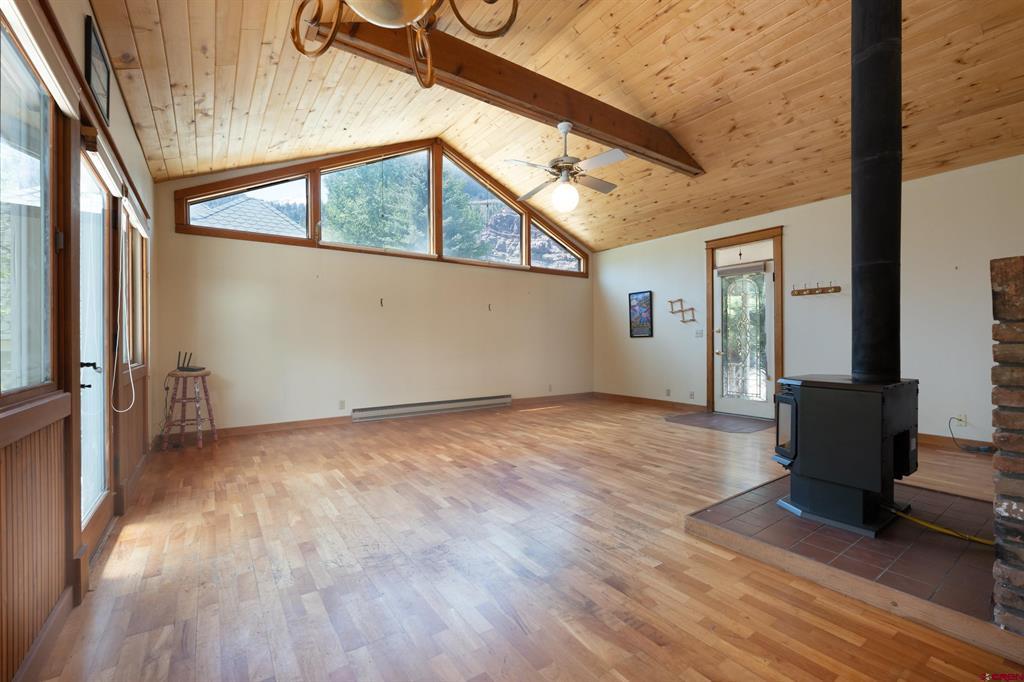 323 3rd Avenue Property Photo 4