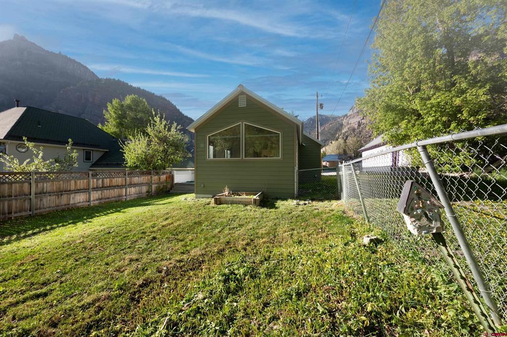 323 3rd Avenue Property Photo 16