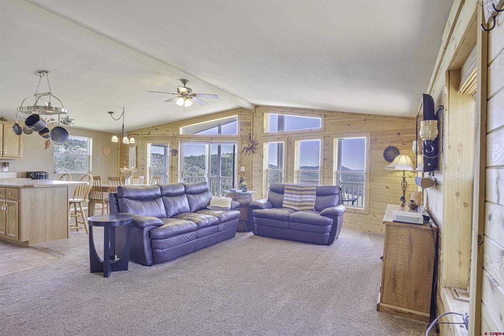 216 Rainbow Ridge Road Property Photo 3