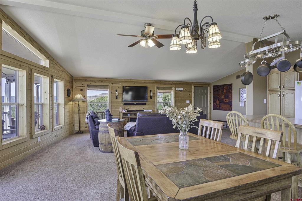 216 Rainbow Ridge Road Property Photo 4