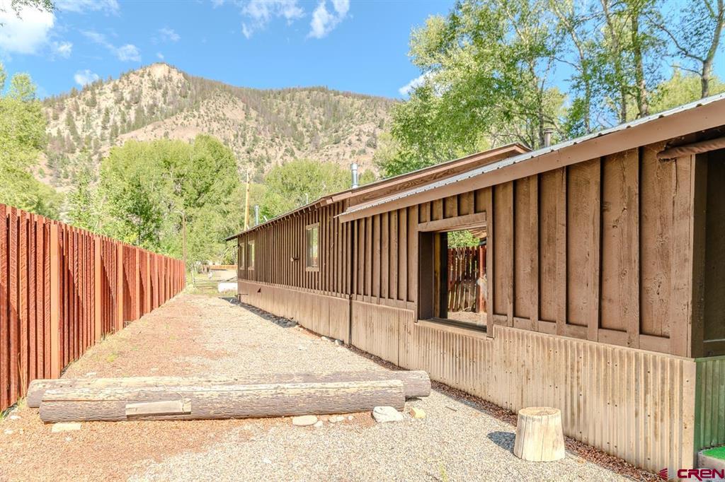 111 S Gunnison Avenue Property Photo 27
