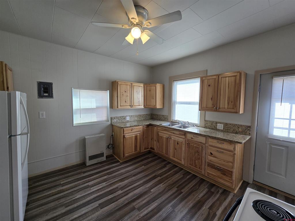 534 Stallo Street Property Photo 2