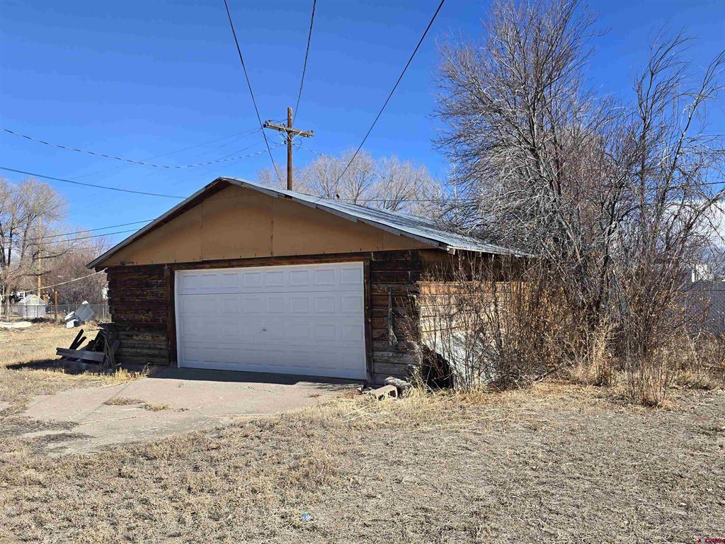 534 Stallo Street Property Photo 9