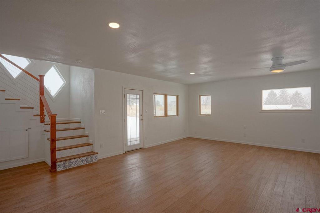 511 E Garland Street Property Photo 9