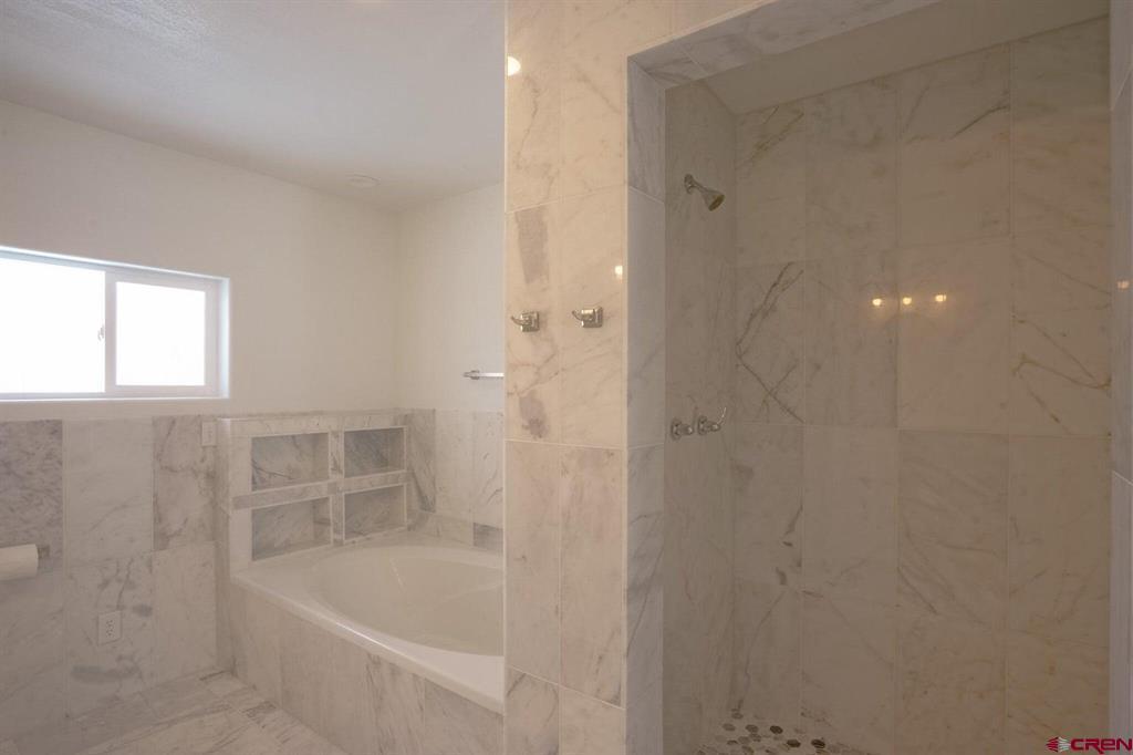 511 E Garland Street Property Photo 19