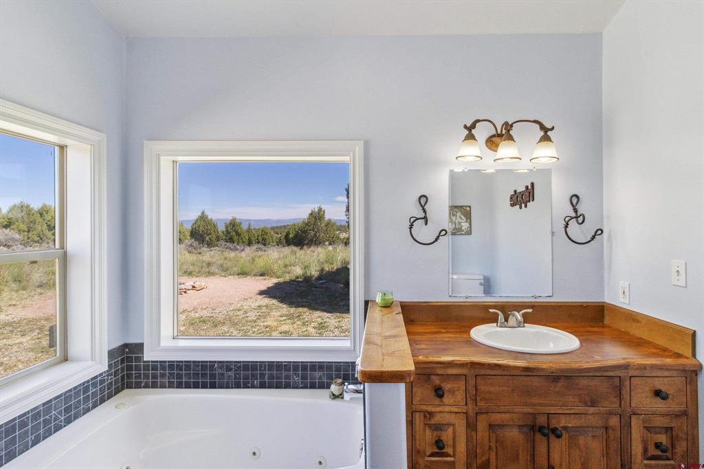 916 County Road 311 Property Photo 18