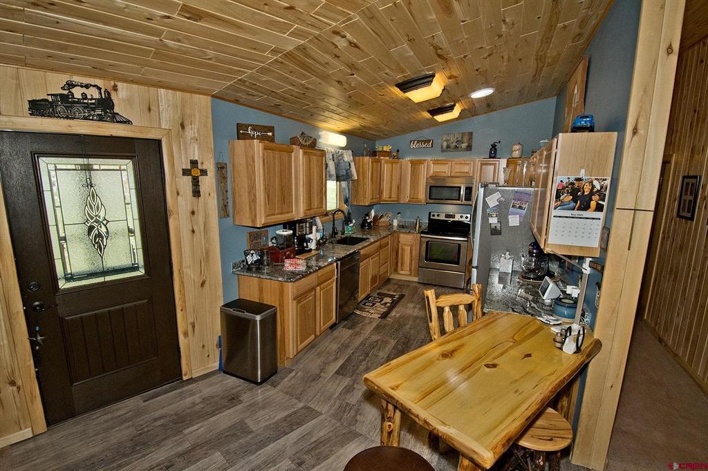 383 Conejos Canyon Road Property Photo 19