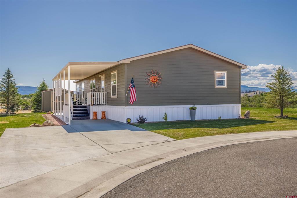 Picture of 901 6530 Road