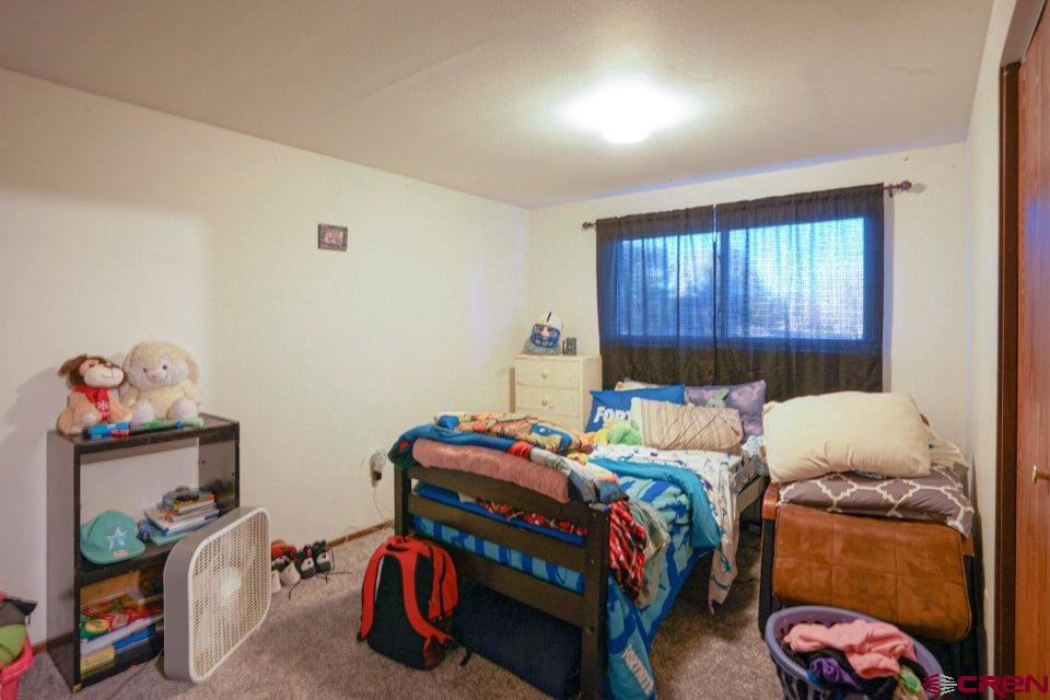 925 Russell Avenue Property Photo 13