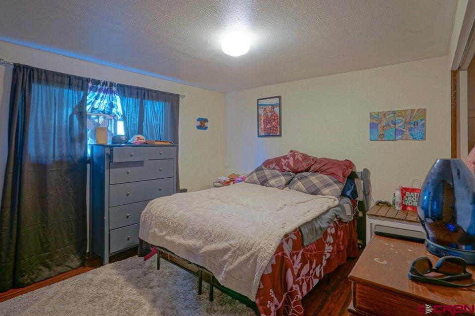 925 Russell Avenue Property Photo 14
