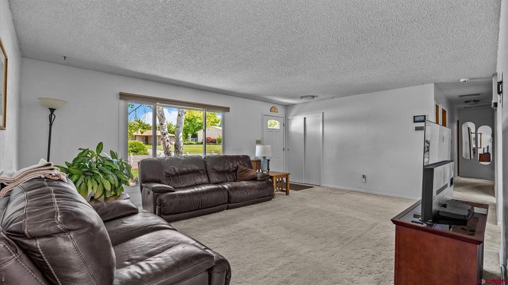 553 Greenwood Drive Property Photo 14