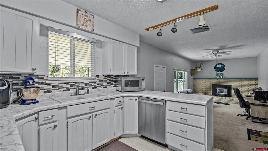 553 Greenwood Drive Property Photo 16