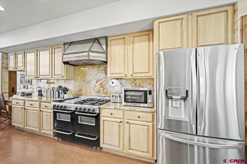 3543 Highway 550 Property Photo 10