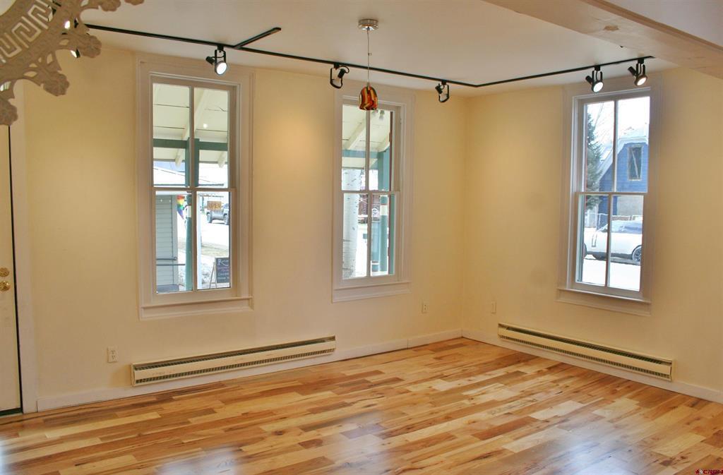 418 Elk Avenue Property Photo 8