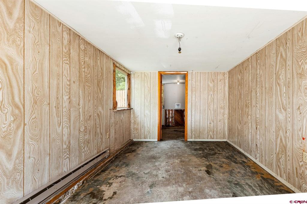 320 W Park Avenue Property Photo 13