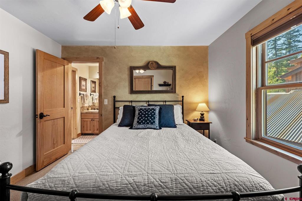 98 Limestone Court Property Photo 20