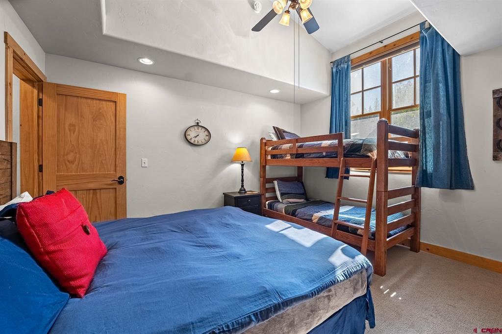 98 Limestone Court Property Photo 22