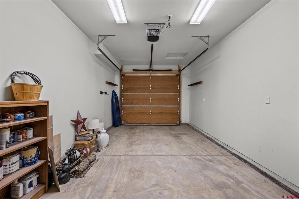 98 Limestone Court Property Photo 31