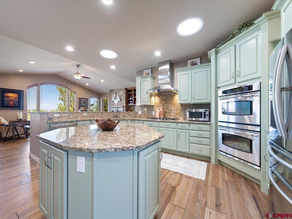 2691 Red Cliff Circle Property Photo 15