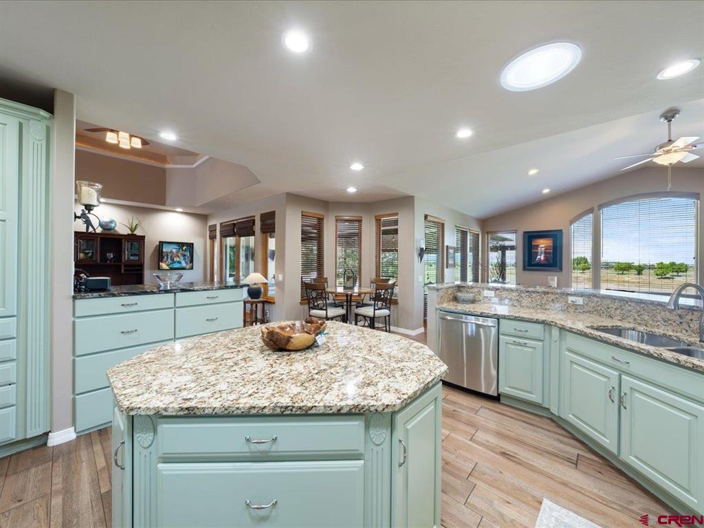2691 Red Cliff Circle Property Photo 16
