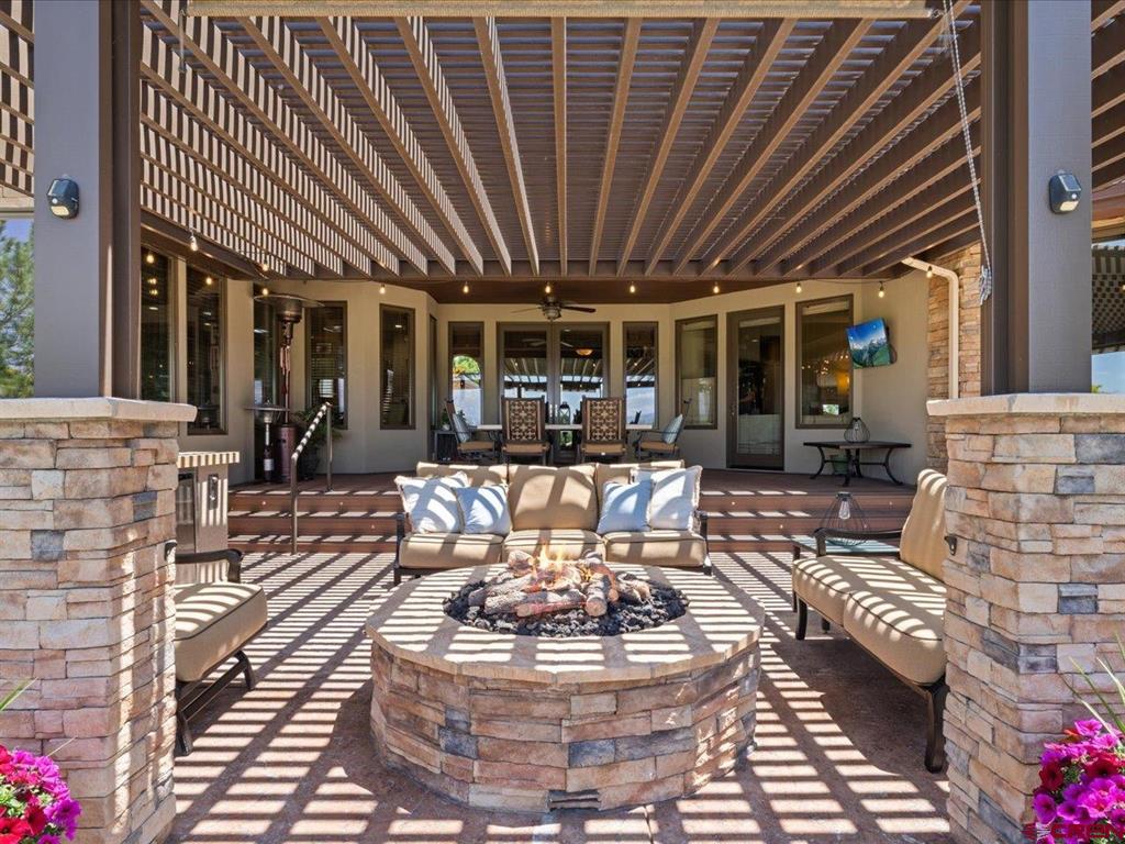 2691 Red Cliff Circle Property Photo 36