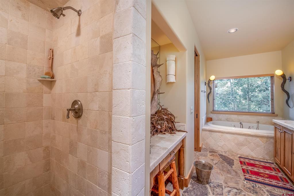 42 Gold Link Drive Property Photo 18