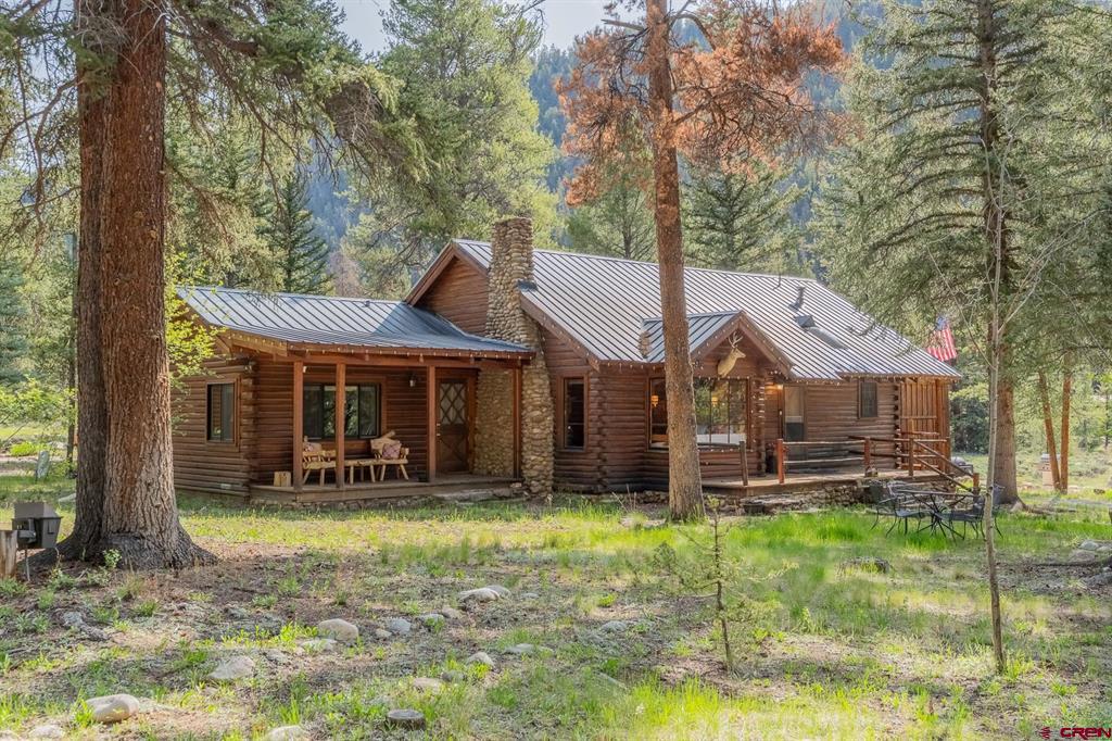 930 County Road 744 Property Photo 1