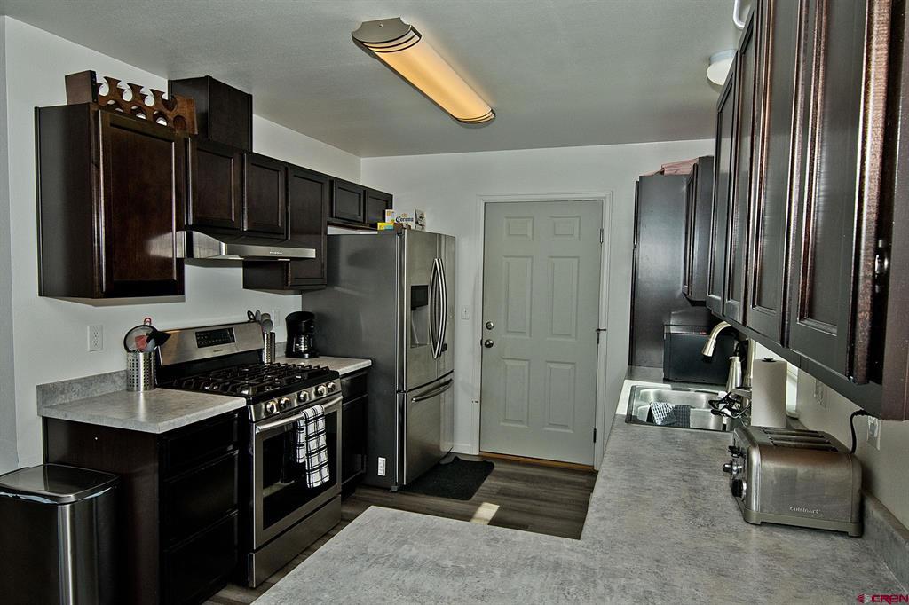 2940 W 6th Street Property Photo 11