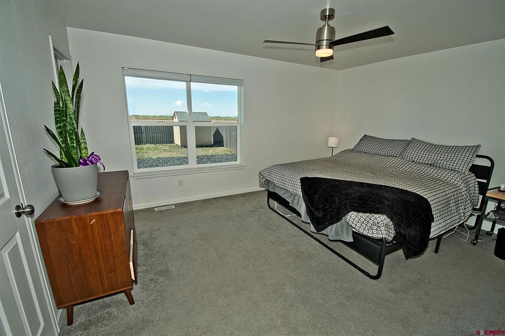 2940 W 6th Street Property Photo 19