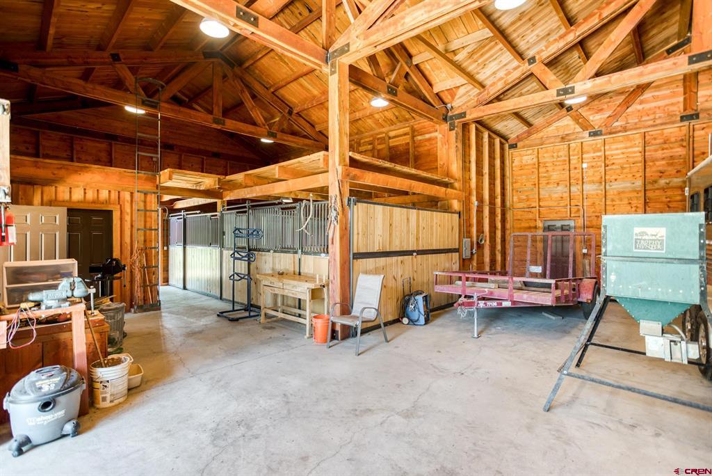 1005 Beaver Creek Ranch Drive Property Photo 7