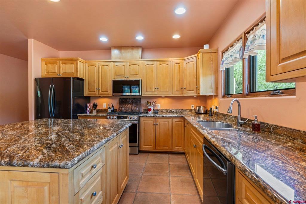 206 Shasta Trail Property Photo 9