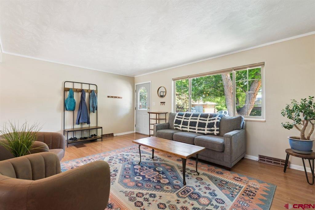 1400 Bristol Drive Property Photo 2