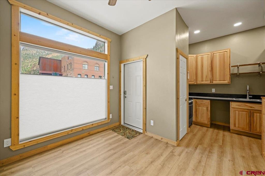 219 7th Avenue Property Photo 17