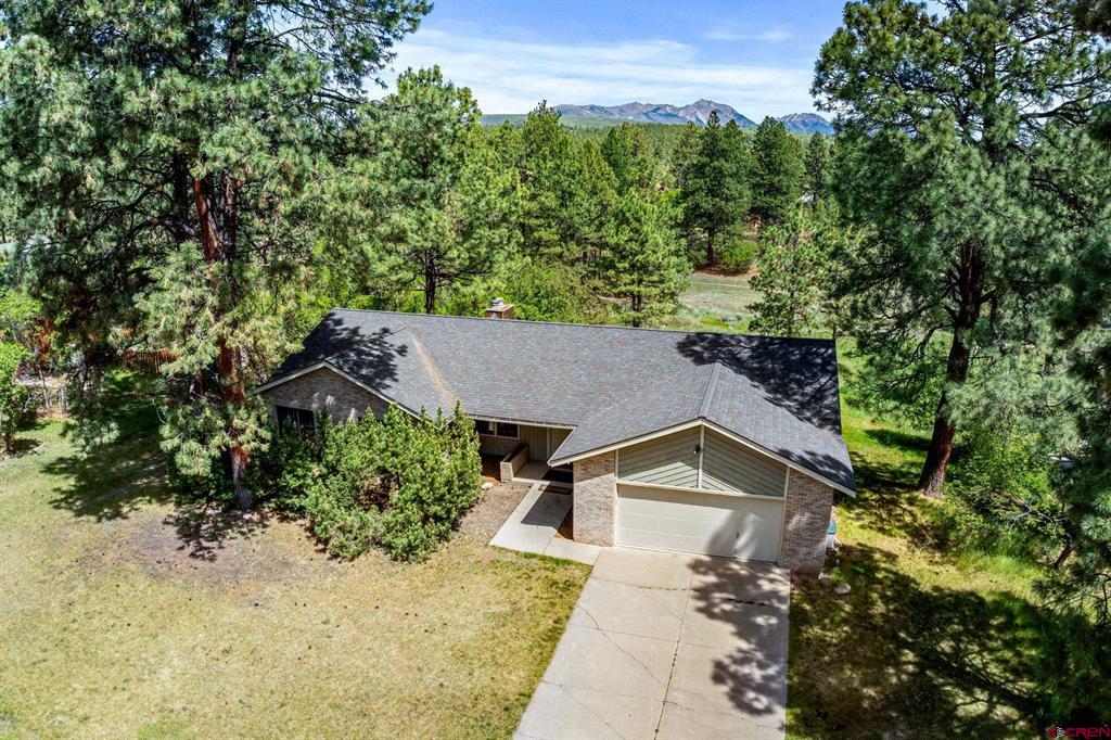 1242 Oak Drive Property Photo 1