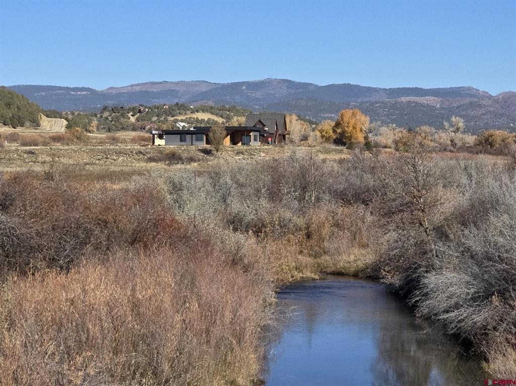 201 Cowboy Trail Property Photo 3