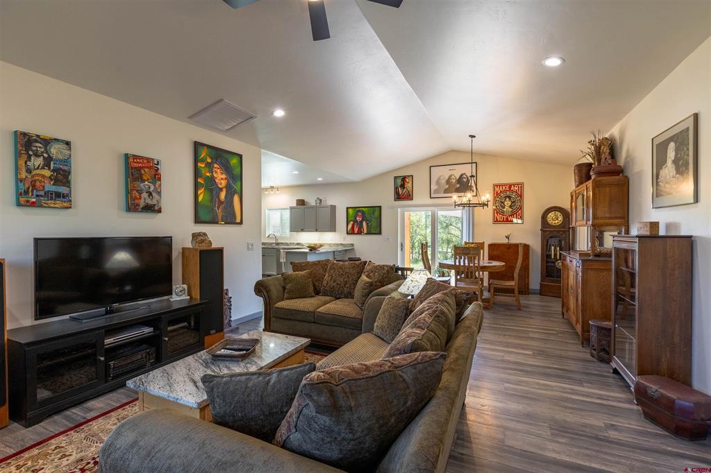 1223 Trails Boulevard Property Photo 5