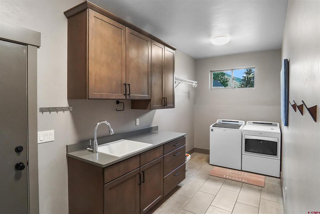 133 Glade Court Property Photo 26