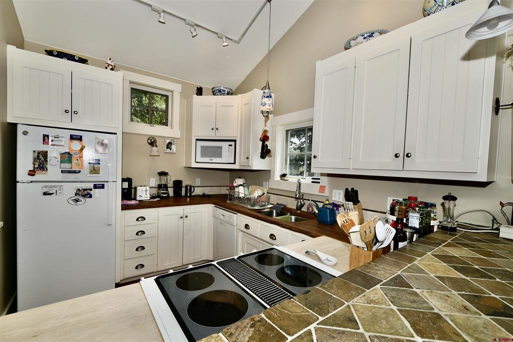 602 & 604 Fourth Street Property Photo 11