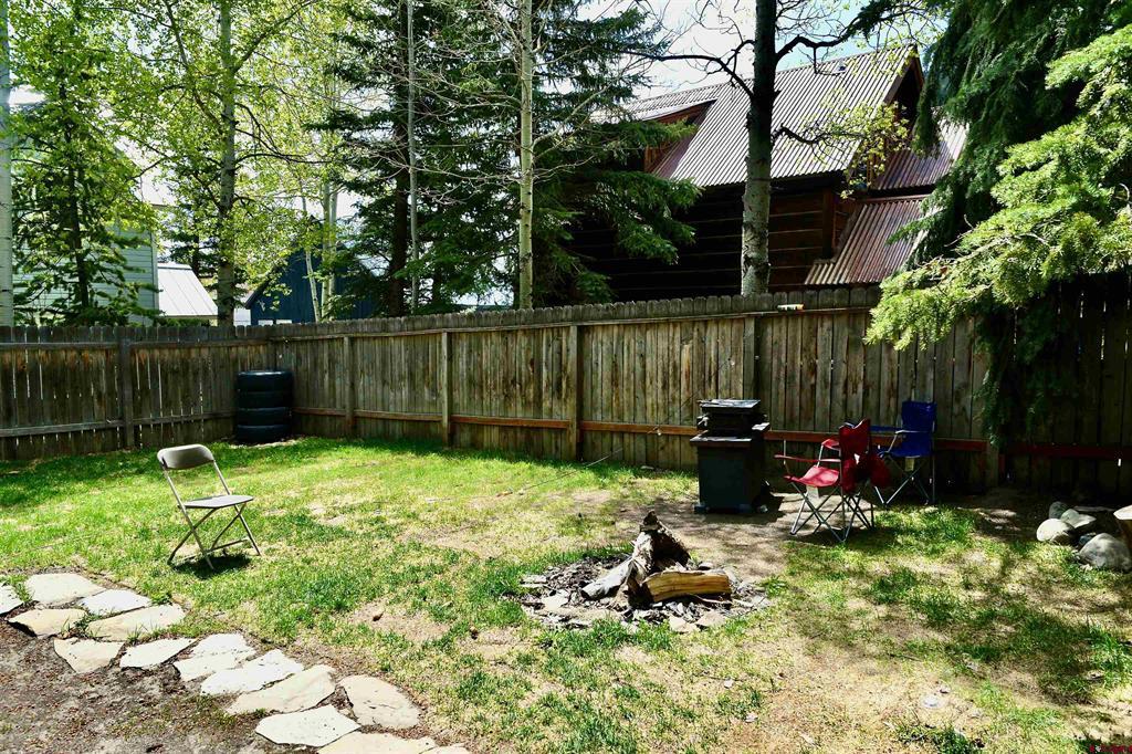 602 & 604 Fourth Street Property Photo 27