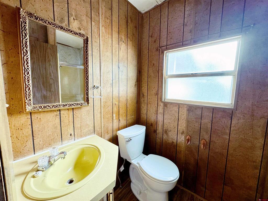 383 S Hillcrest Drive Property Photo 22