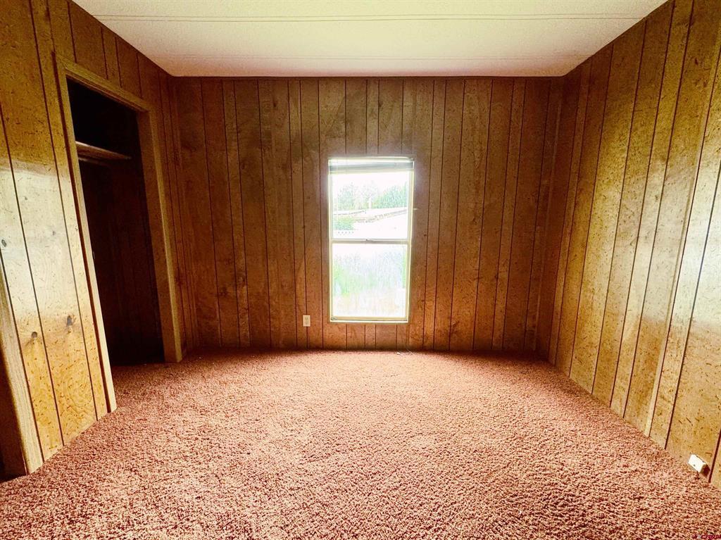 383 S Hillcrest Drive Property Photo 26