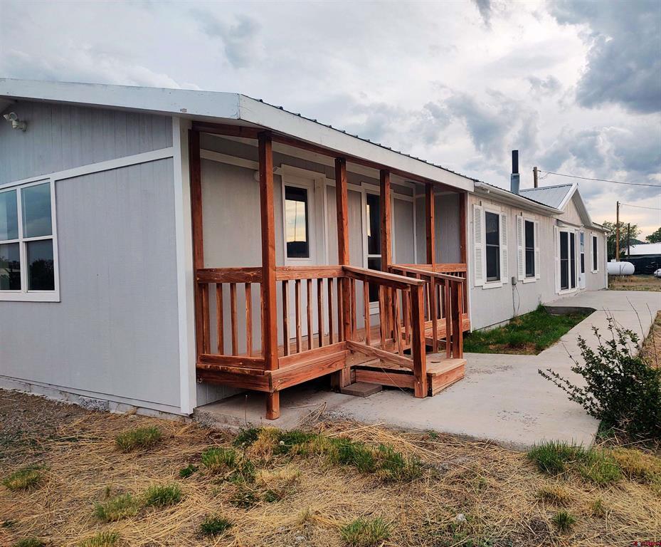 26318 Woodard Avenue Property Photo 1