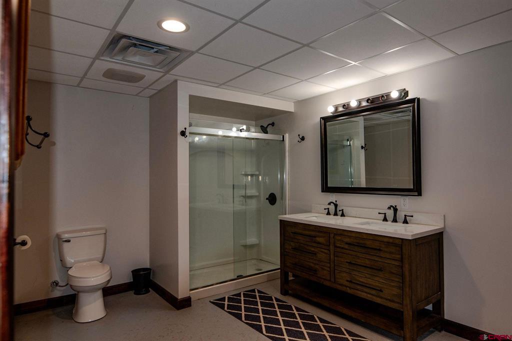 825115 Property Photo 22