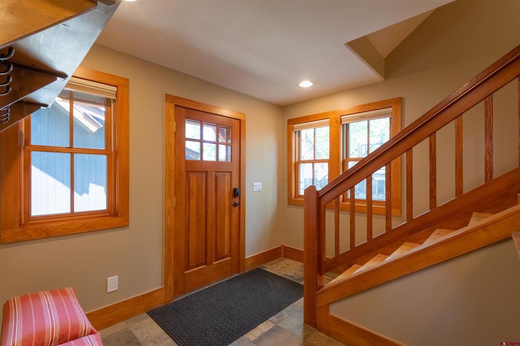 825 Whiterock Avenue Property Photo 7