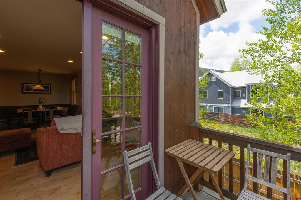 825 Whiterock Avenue Property Photo 15