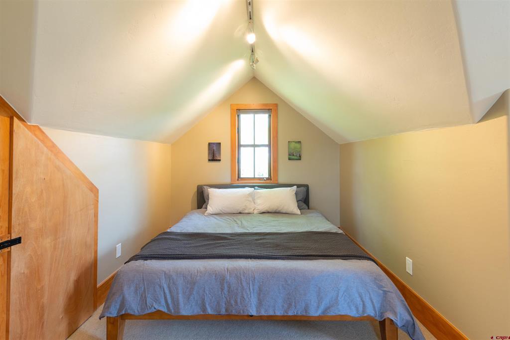 825 Whiterock Avenue Property Photo 17