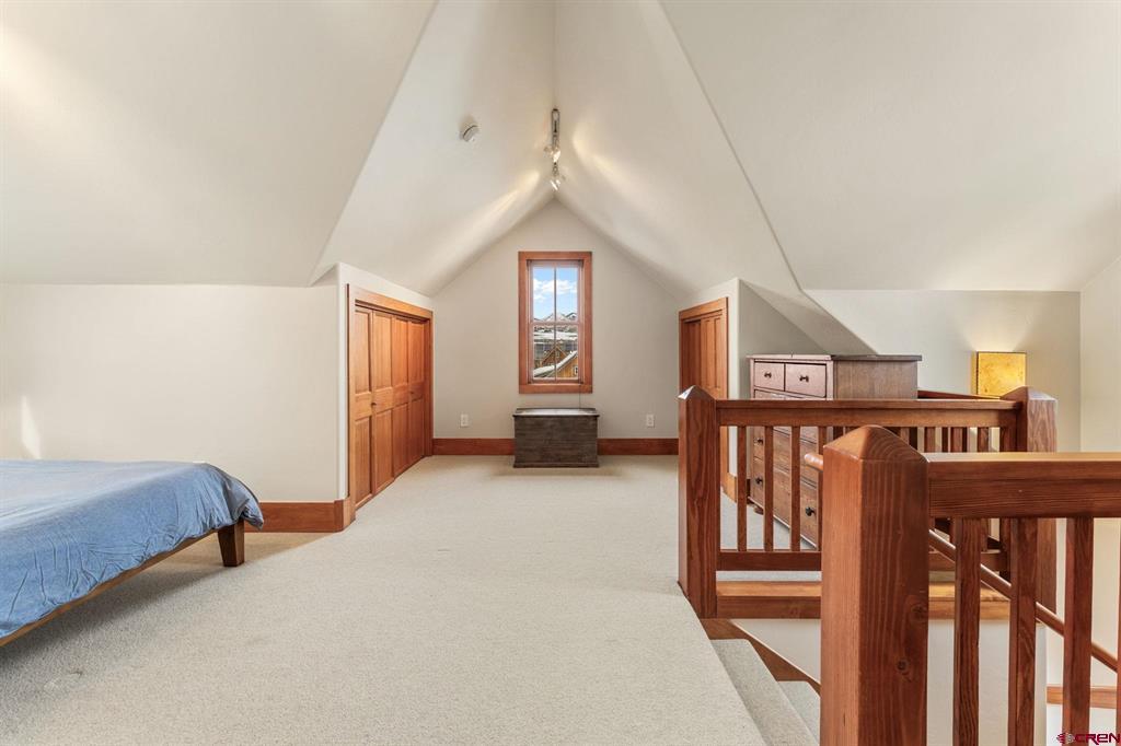 825 Whiterock Avenue Property Photo 24