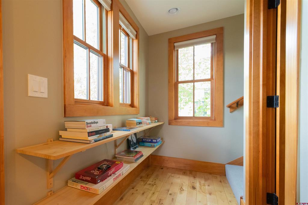 825 Whiterock Avenue Property Photo 25