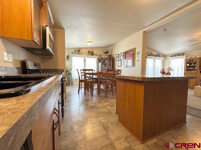 3020 Adcock Drive Property Photo 5