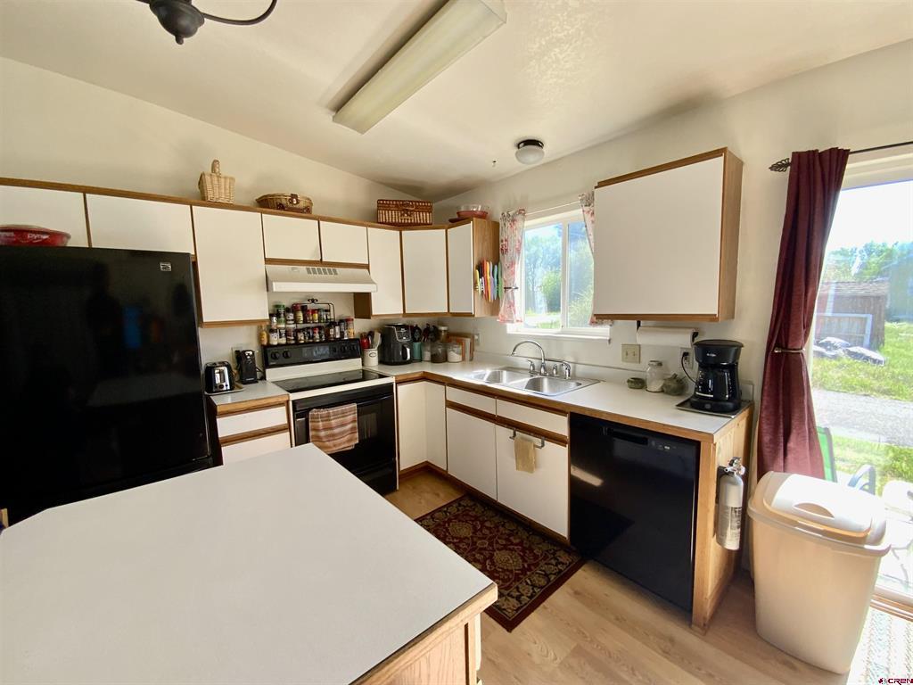 288 S 5th Street Property Photo 8